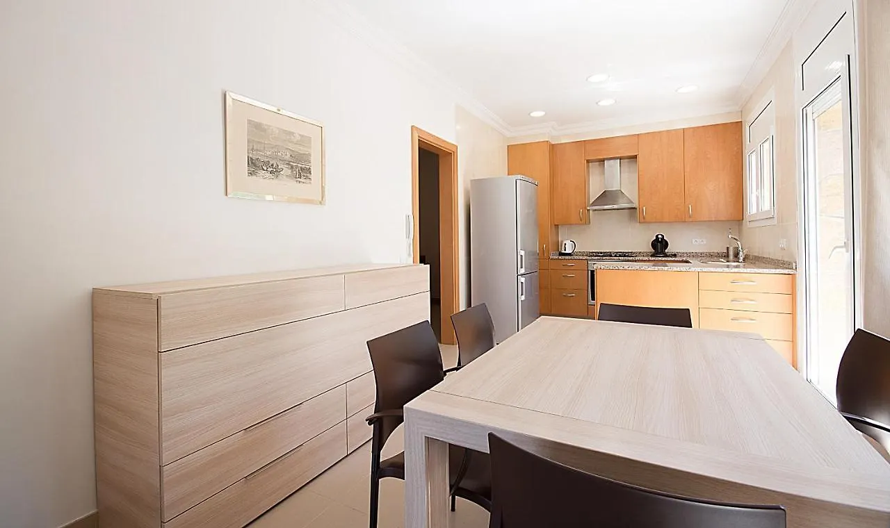 Holiday House Close To Port Aventura, Tarracohomes Salou Apartment