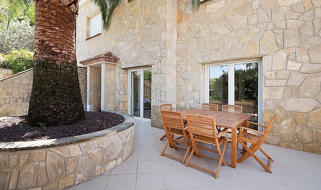 Holiday House Close To Port Aventura, Tarracohomes Salou Apartment